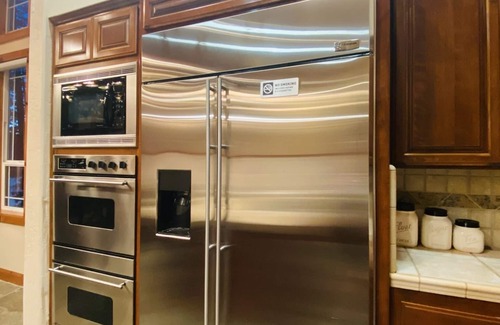 Bass Lake House | Lakefront cabin with private boat launch, with boat slip !