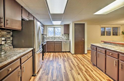 Fairbanks House | Lakefront Fairbanks Unit, 1 Mile to Pioneer Park!