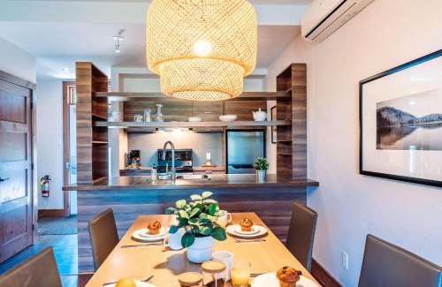 Lac Superieur Village House | Lakefront, Mountain View - 1 Bedroom Resort Suite