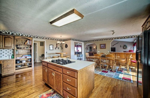 Emerald Beach House | Lakefront Retreat w/Deck, Movie Room & Yard
