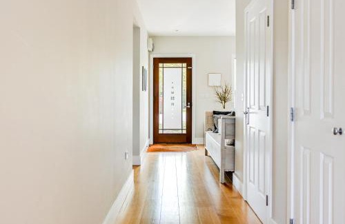 South Cerney House | Lakeshore