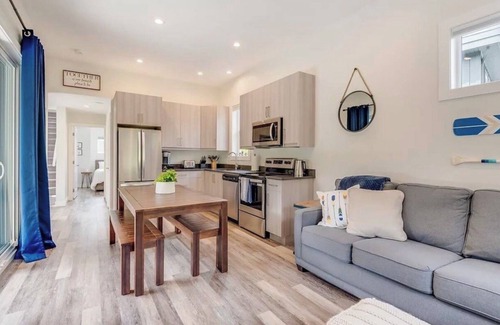 Youbou House | Lakeside House with Forest View - with private dock and beach!