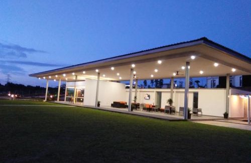 Pengerang Resort | Lakeview Terrace Resort Pengerang