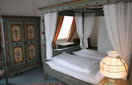 Zella Hotel | Landgasthof Hotel Bechtel