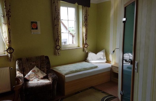 Hochheim Hotel | Landgasthof "Zur Linde"