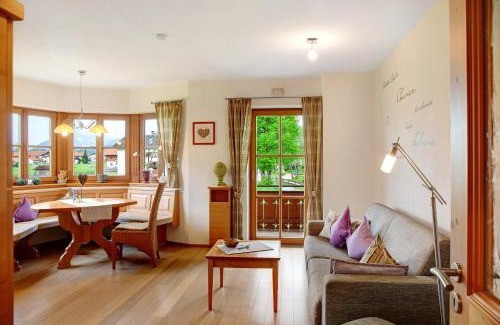 Wallgau Apartment | Landhaus Bergkulisse