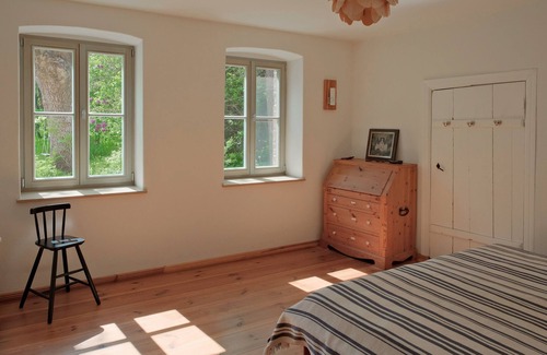 Gerswalde Hotel | Landhaus Fredenwalde - large house in beautiful nature with Steinway grand piano