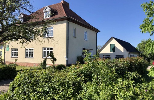 Usedom Apartment | Landhaus Karnin - Vacation at the Peenestrom - FEWO2