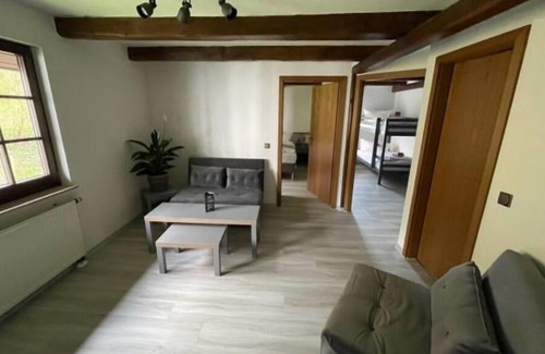 Dillstadt Hotel | Landhotel Der Distelhof mit Scheunencafé