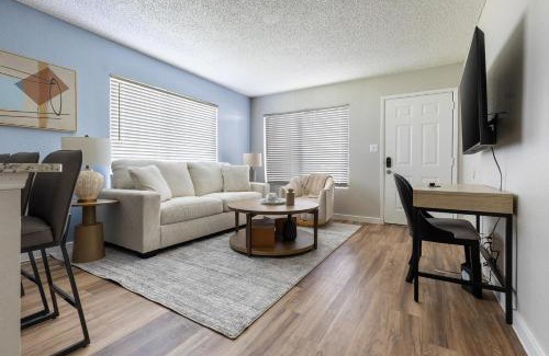 Maryvale Apartment | Landing Apartments Phoenix - Maryvale Village