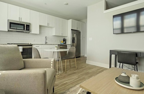 Matthews Apartment | Landing at Chestnut Farm - 1 Bedroom in Stallings