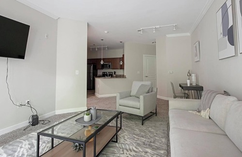Chillum Apartment | Landing | Stylish 1BD, Courtyard, Clubhouse