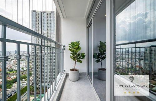 Hang Xanh Apartment | Landmark De Fusion - Vinhomes Central Park