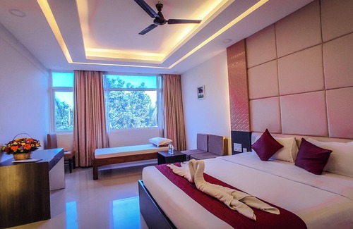 Krishna Karanai Hotel | Landmark Pallavaa Beach Resort