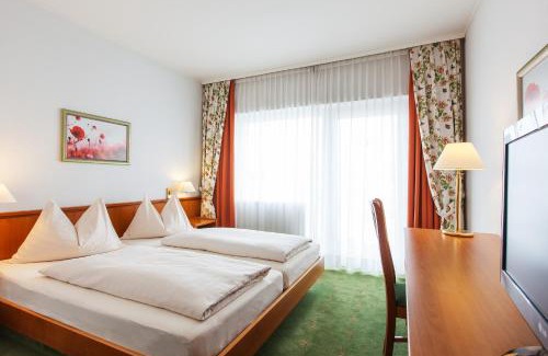 Rems Hotel | Landzeit Motor-Hotel St. Valentin