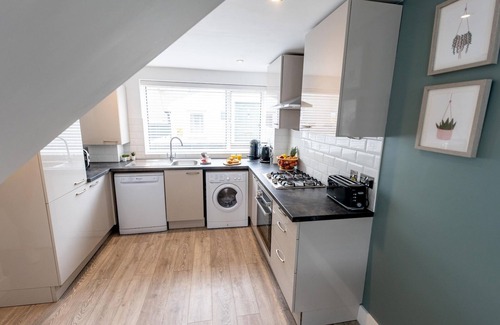 The Lanes Apartment | Lanes Luxury Apartment | Pass The Keys