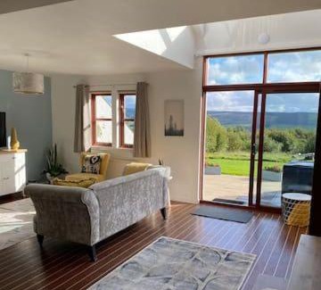 Newmilns House | Lanfine View 1 at Loudoun Mains with Hot Tub