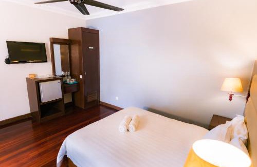 Kinarut Resort | Langkah Syabas Beach Resort