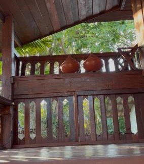 San Kamphaeng House | Lanna house Sankampaeng บ้านหอเสื้อสันกำแพง