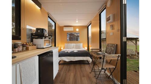 Purdeet House | Lara Grove Cottage by Tiny Away