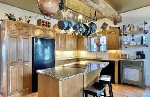 Rochester House | Large 2 Story Lake Home