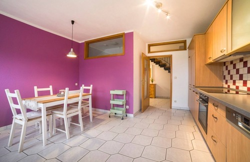 Ostercappeln Apartment | Large bright apartment in the middle of the countryside, family and pet friendly