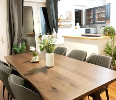 Humboldt - Gremberg Apartment | Large Central Apartment - MODERN & Fully Equipped - near fair