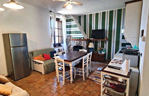 Montalto Uffugo House | Large country-house, private hill-park, tennis court