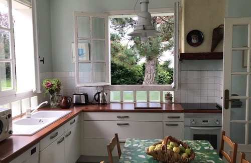 Agon-Coutainville House | Large family house 2km from beaches - Bright -5 bedrooms, beautiful garden!