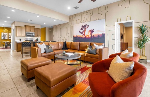 Tartesso House | Large group stay sleeps 14 with hot tub and games