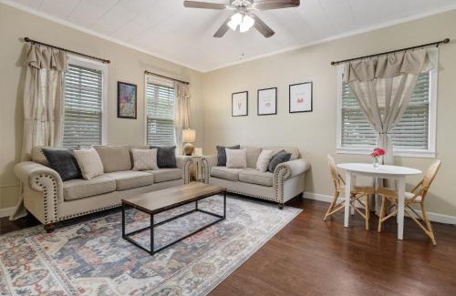 New Iberia House | Large Groups Welcome - 2 Homes Next Door