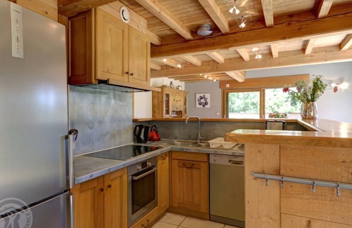 Croizet-sur-Gand Cottage | Large house in Croizet-sur-Gand with private pool, wifi, and pets allowed