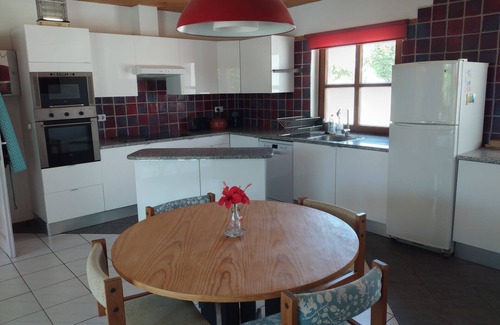 Tavira House | Large house, private pool, mature garden & parking, central Tavira