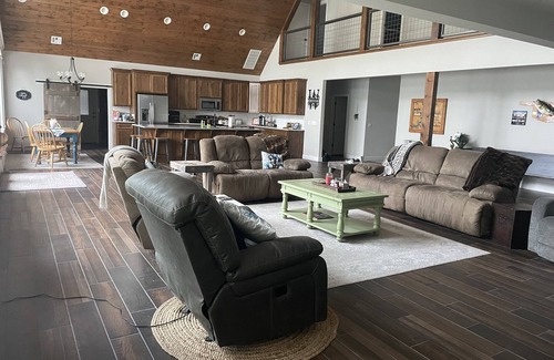 Afton House | Large Lakefront Home Grand Lake Monkey Island