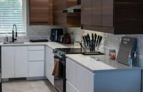 Fitchburg House | Large Modern Family Home
