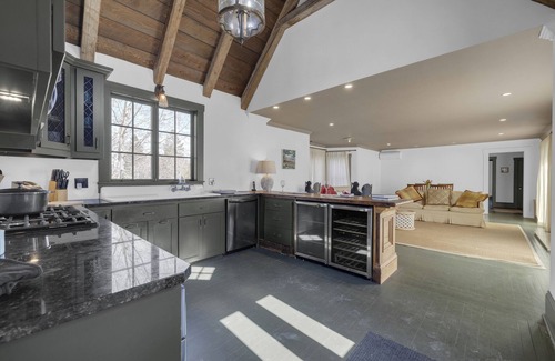 St. Andrews House | Large peaceful farmhouse with pool and big garden in beautiful Saint Andrews