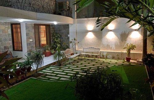 Adarsh Nagar House | Large portion in Central Jaipur