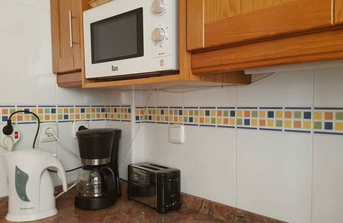 Els Arenals del Sol House | Large roof terrace, barbecue, free WIFI, near the beach and the city of Alicante