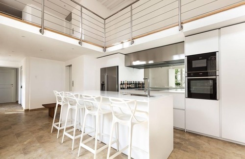 SantʼAndrea di Compito Villa | Large vacation villa rental Tuscany, lucca, pool, Wi-Fi, AC, wedding