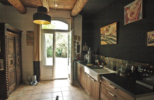 Marsillargues House | Large village house with pool and patio
