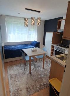 Finkenwerder Apartment | Larisa's Nr 10 mit Parkplatz