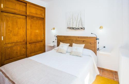 Caleta de Caballo House | Las Caracolas