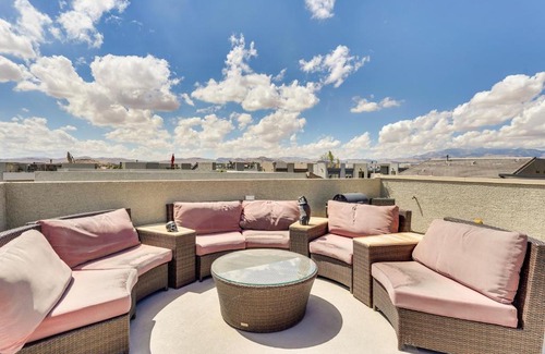 Enterprise House | Las Vegas Home with Terrace about 10 Mi to the Strip!