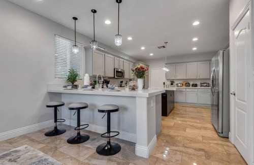 Henderson House | Las Vegas Luxury Villa: Pool, Hot Tub & Games