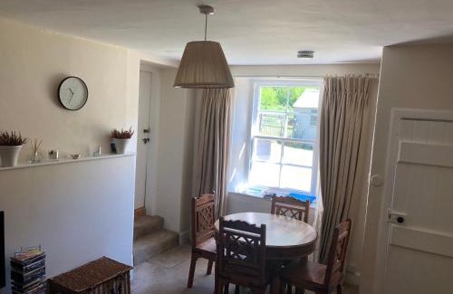 Newbridge House | Laundry Cottage