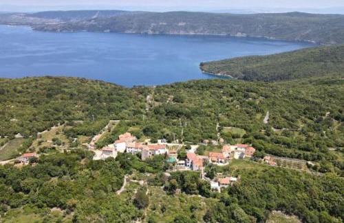 Zbicina Apartment | Lavanda apartman 2