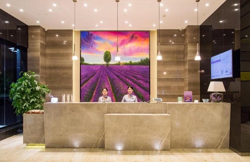 Shifutou Hotel | Lavande Hotel Qingyuan Sports Park Municipal Government