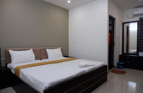 Kaloor House | Lavender Arcade