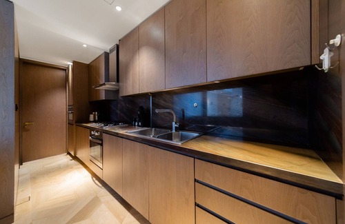 Palm Jumeirah Apartment | Lavish Sea View 2BR at FIVE Palm