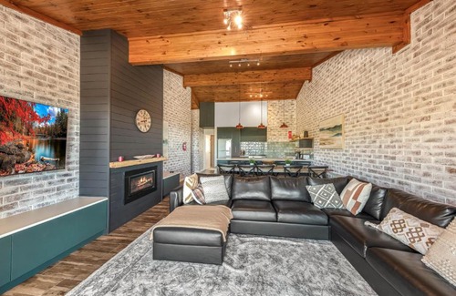 Hotham Heights Apartment | Lawlers 41